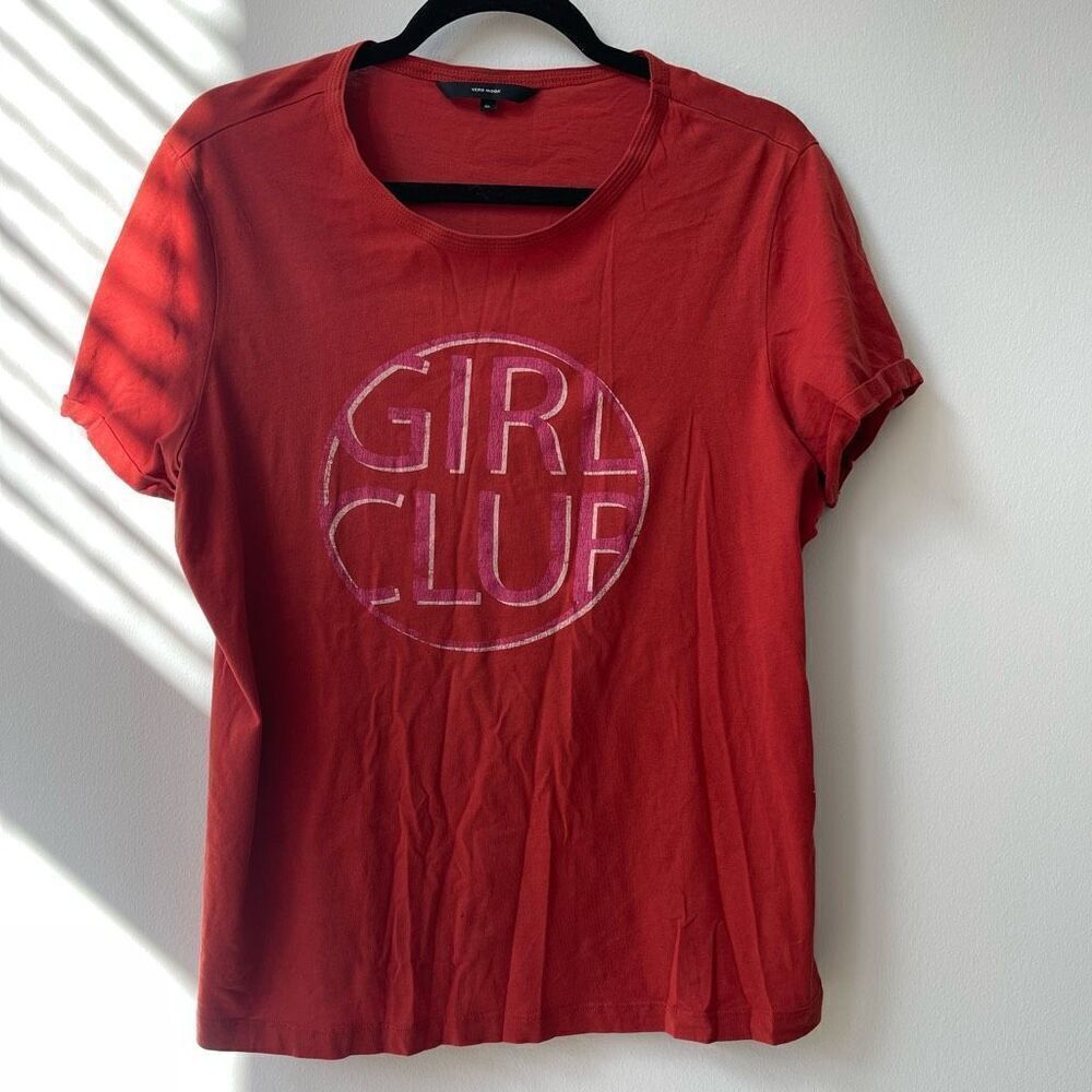 Vero Moda Women's T-Shirt Folded Short Sleeve Scoop Neck Red  Girl Club Graphic